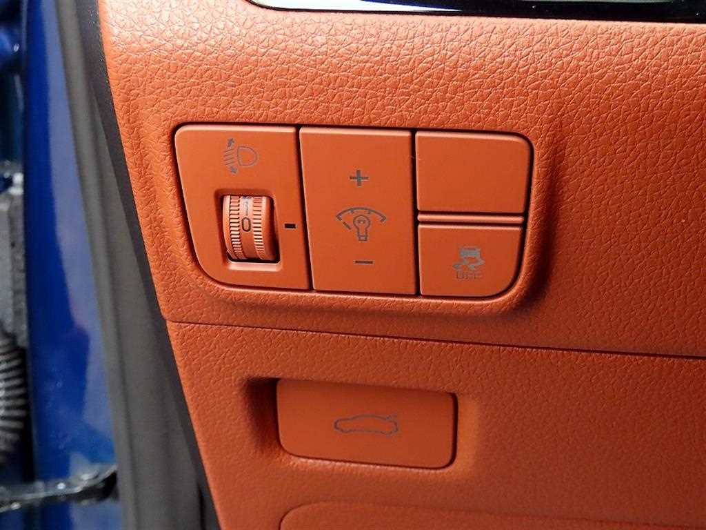 Kia K5 — photo 12