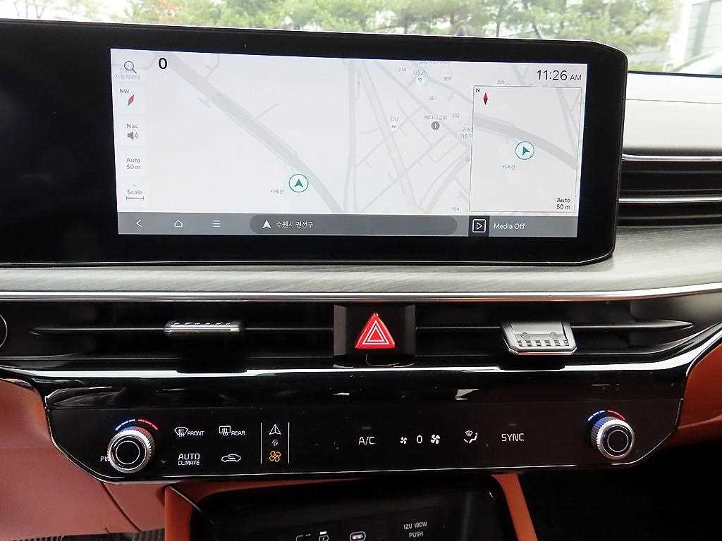 Kia K5 — photo 13