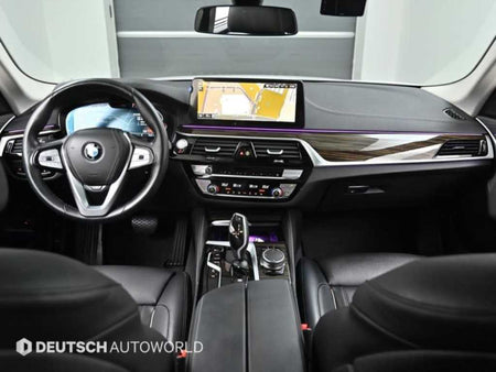 BMW 5-Series — photo 07