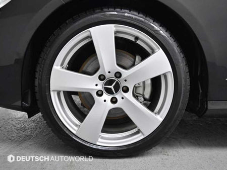 Mercedes-Benz E-Class — photo 05