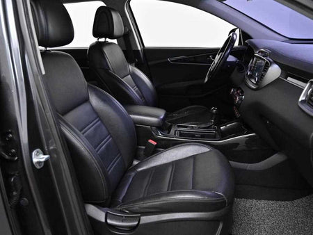 Kia Sorento — photo 10