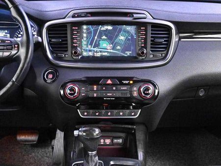 Kia Sorento — photo 14