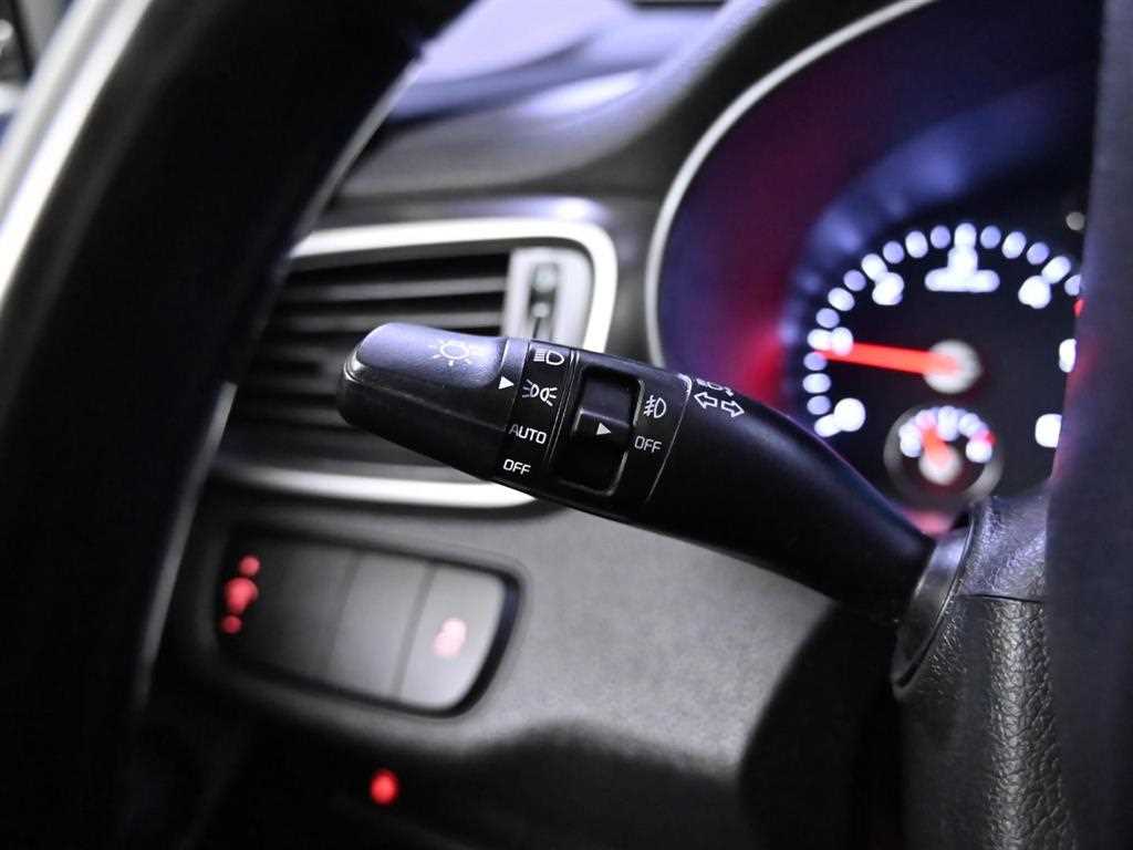 Kia Sorento — photo 17