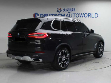 BMW X5 — photo 02