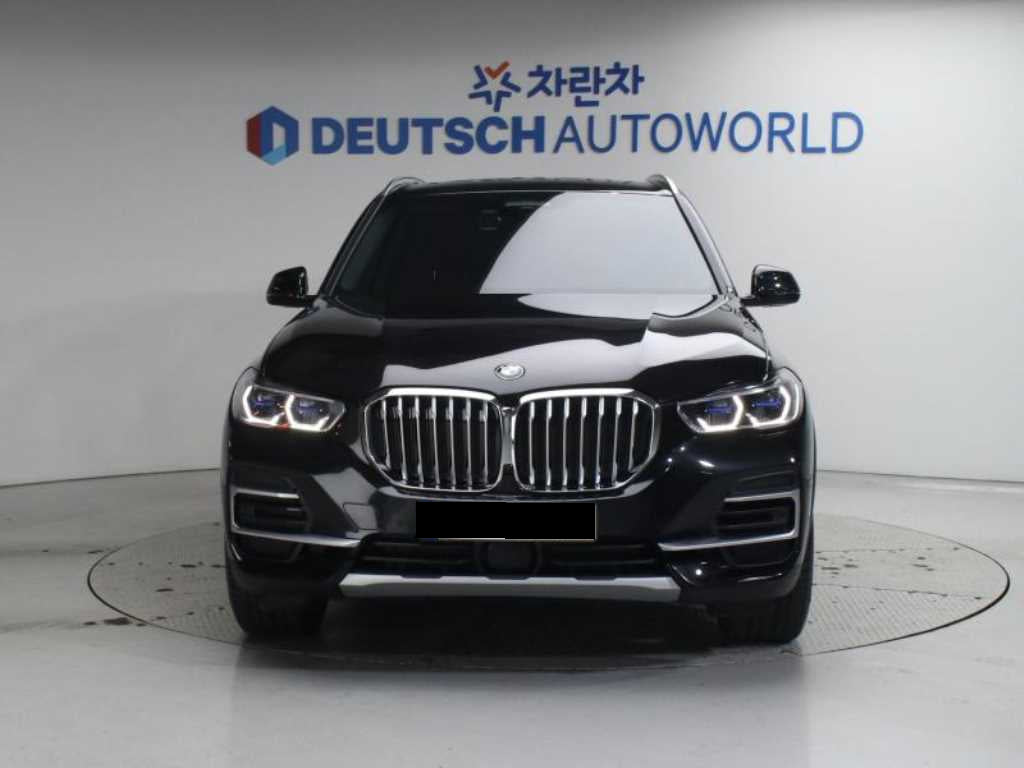 BMW X5 — photo 03