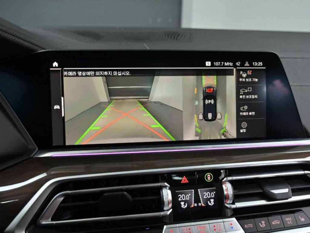 BMW X5 — photo 15