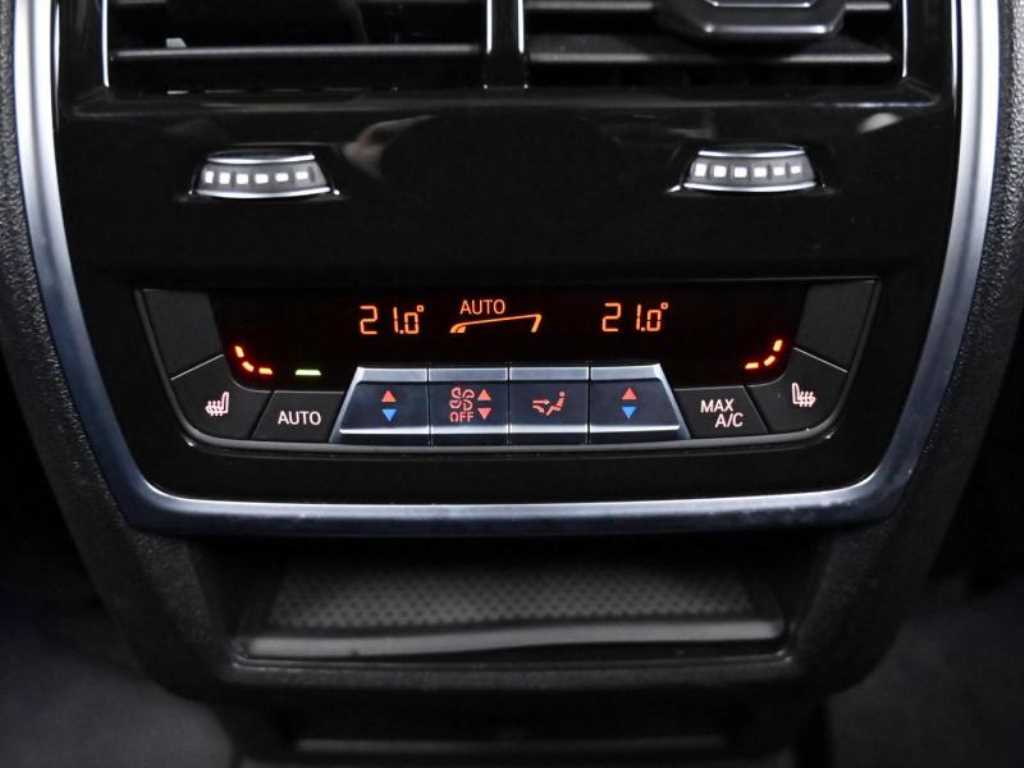 BMW X5 — photo 16