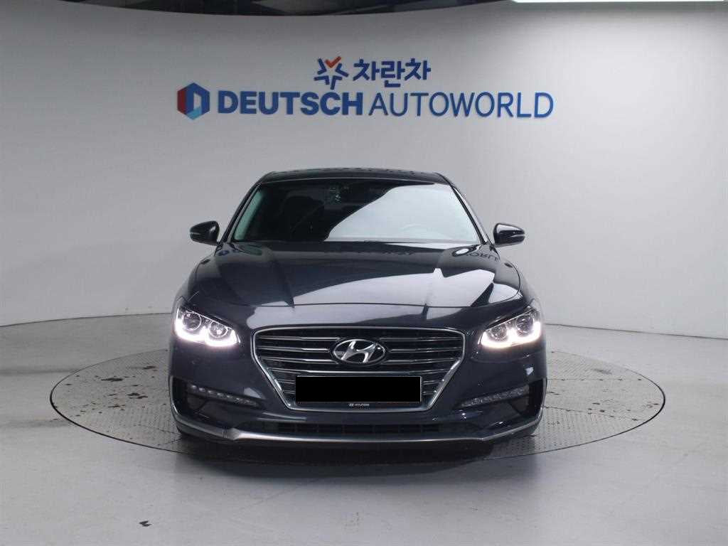 Hyundai Grandeur — photo 03