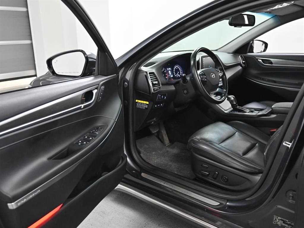 Hyundai Grandeur — photo 09