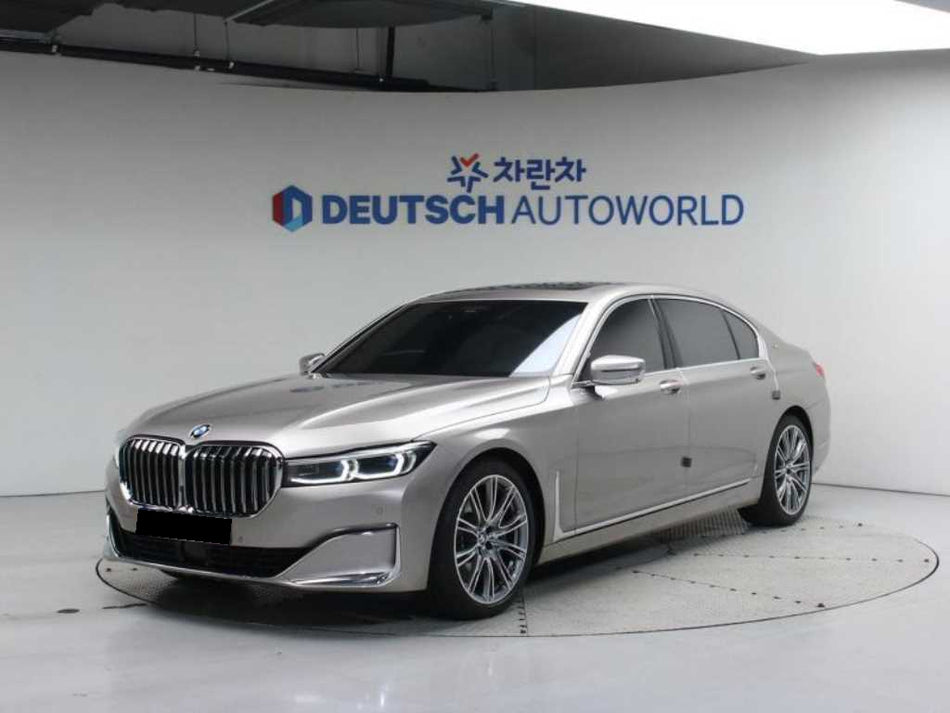 BMW 7-Series — photo 01