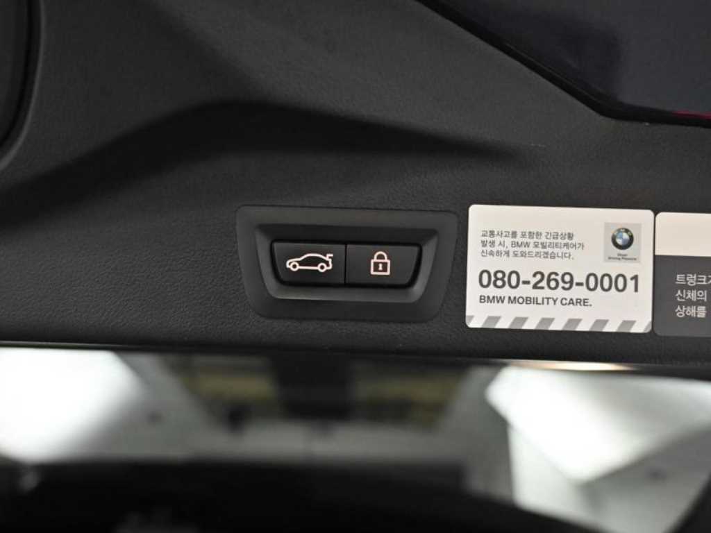 BMW X5 — photo 18