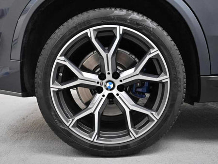 BMW X5 — photo 20