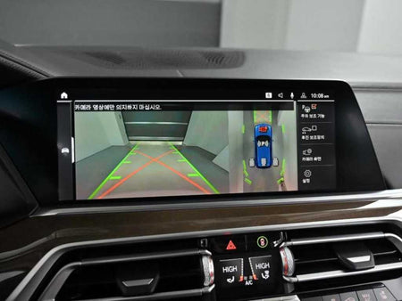 BMW X5 — photo 10