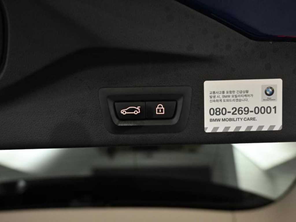 BMW X5 — photo 18
