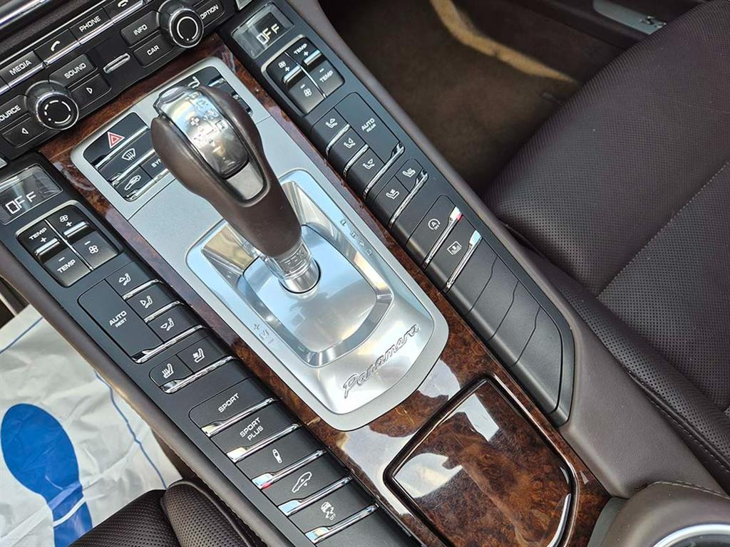 Porsche Panamera — photo 10