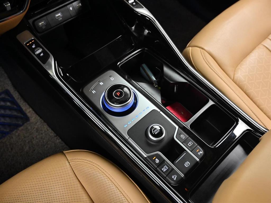 Kia Sorento — photo 09