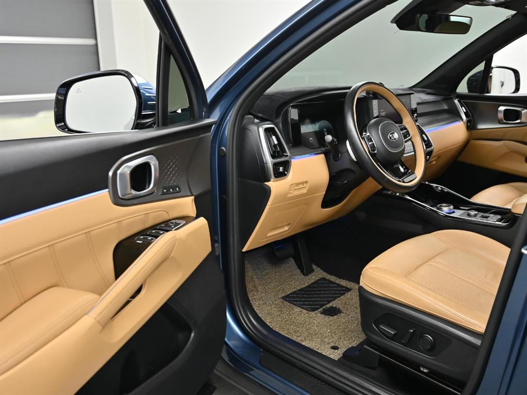 Kia Sorento — photo 11