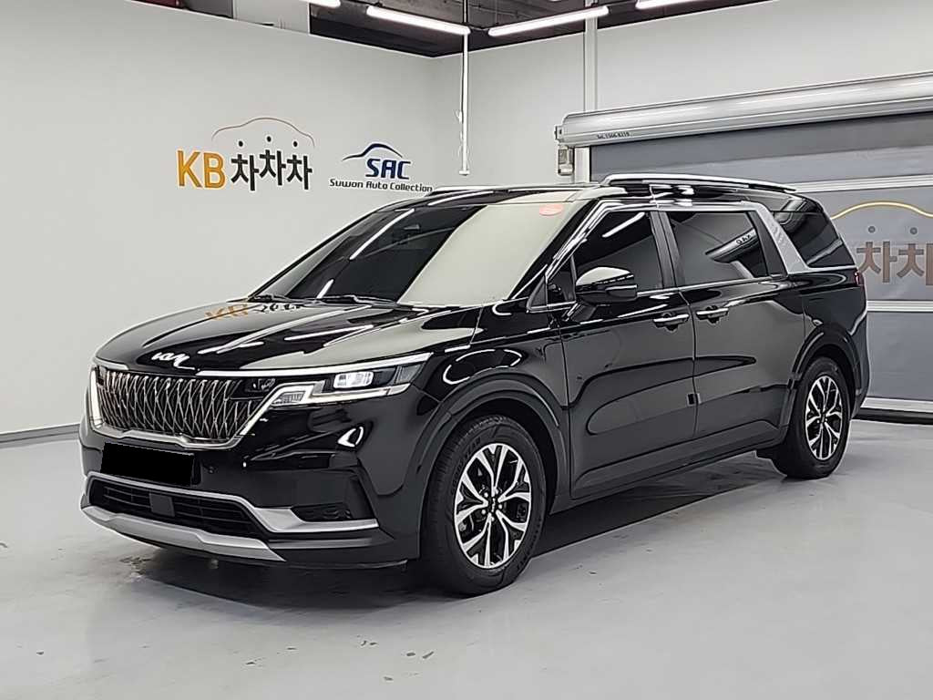 Kia Carnival — photo 01