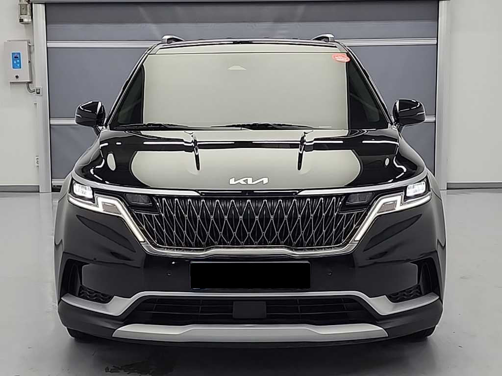 Kia Carnival — photo 02