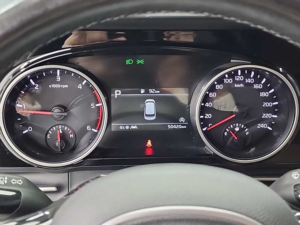 Kia Carnival — photo 06