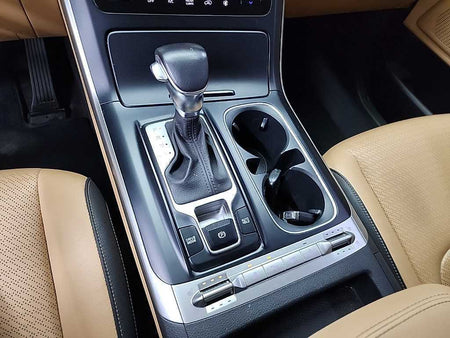 Kia Carnival — photo 08