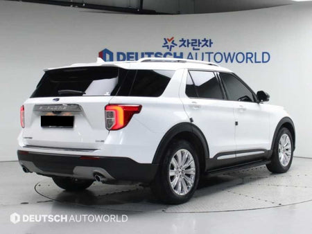 Ford Explorer — photo 02