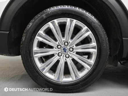 Ford Explorer — photo 05