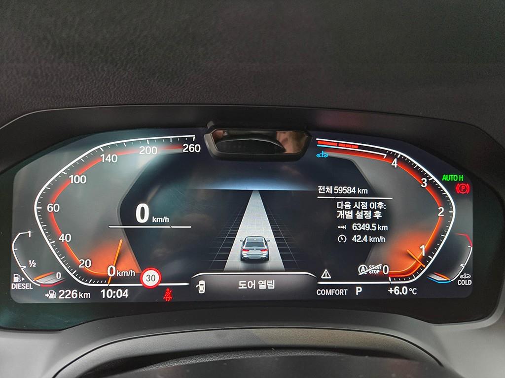 BMW 3-Series — photo 08