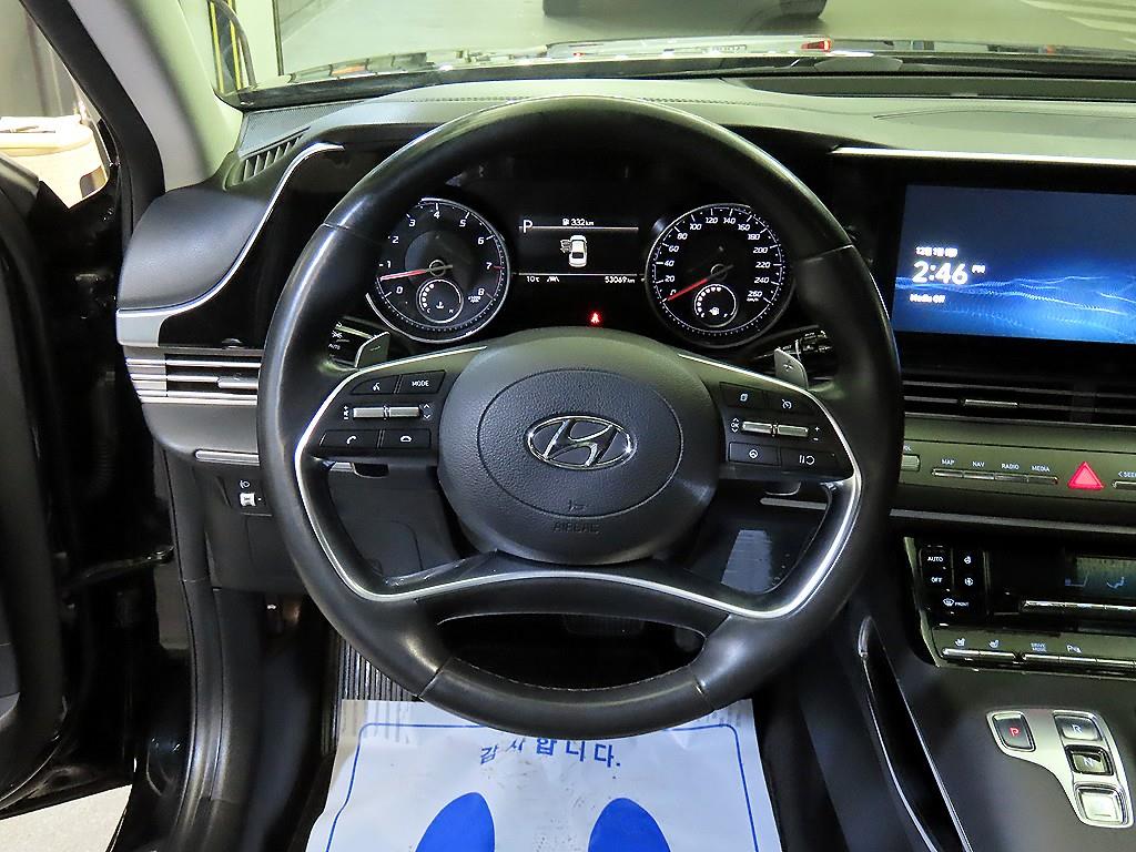 Hyundai Grandeur — photo 08