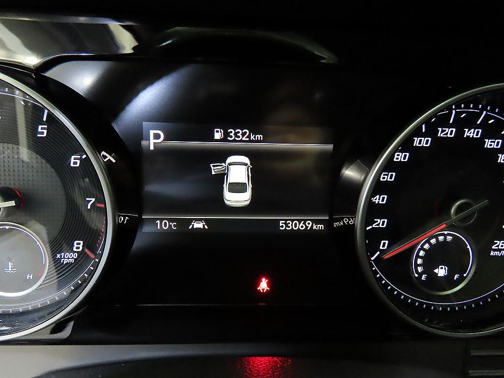 Hyundai Grandeur — photo 09