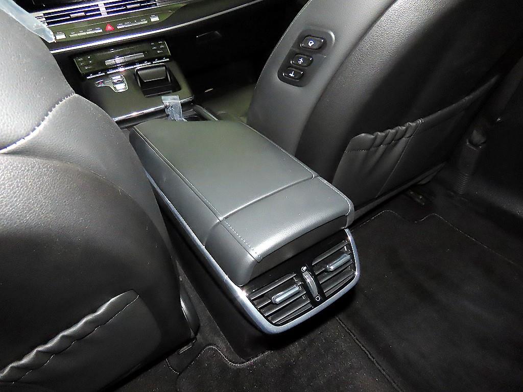 Hyundai Grandeur — photo 15