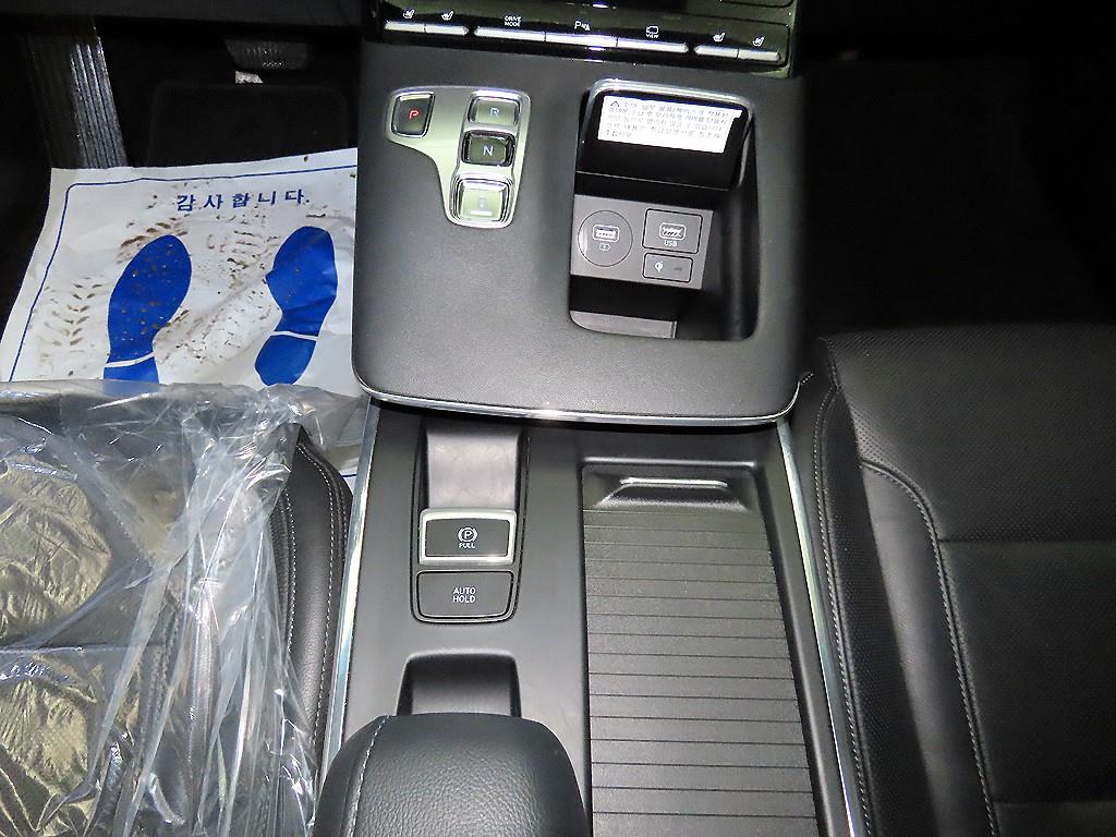 Hyundai Grandeur — photo 12