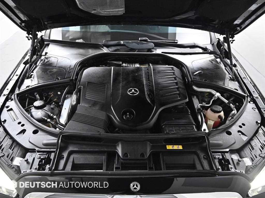Mercedes-Benz S-Class — photo 06