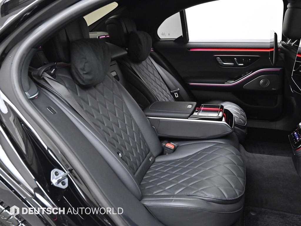 Mercedes-Benz S-Class — photo 12