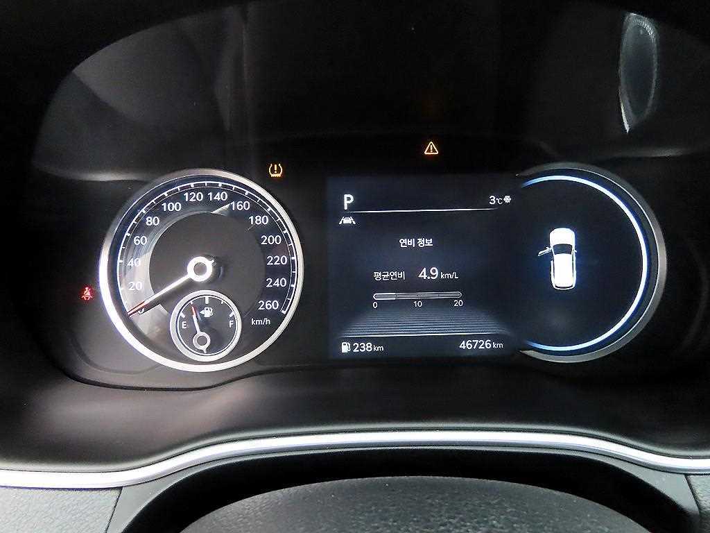 Genesis GV80 — photo 09