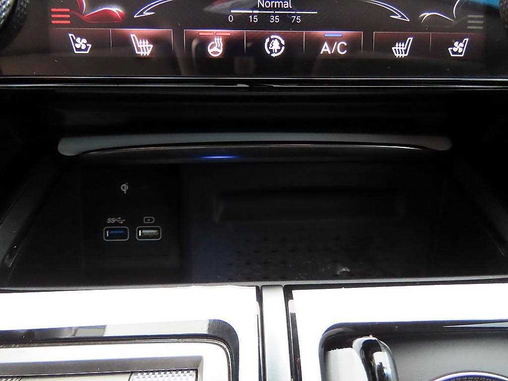 Genesis GV80 — photo 13