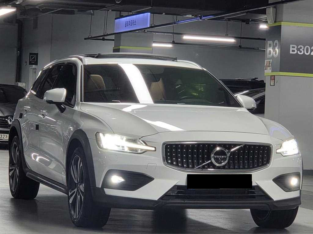 Volvo V60 — photo 04