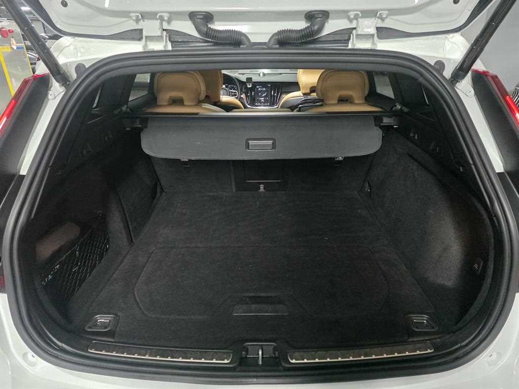 Volvo V60 — photo 20