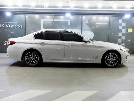 BMW 5-Series — photo 03
