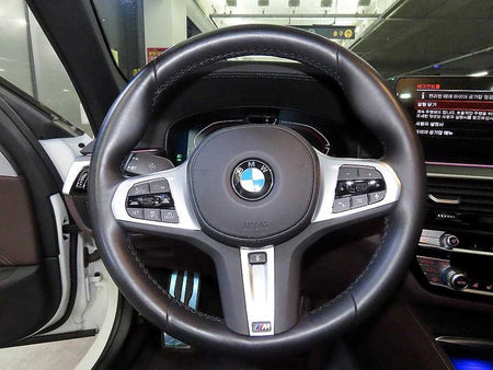 BMW 5-Series — photo 08