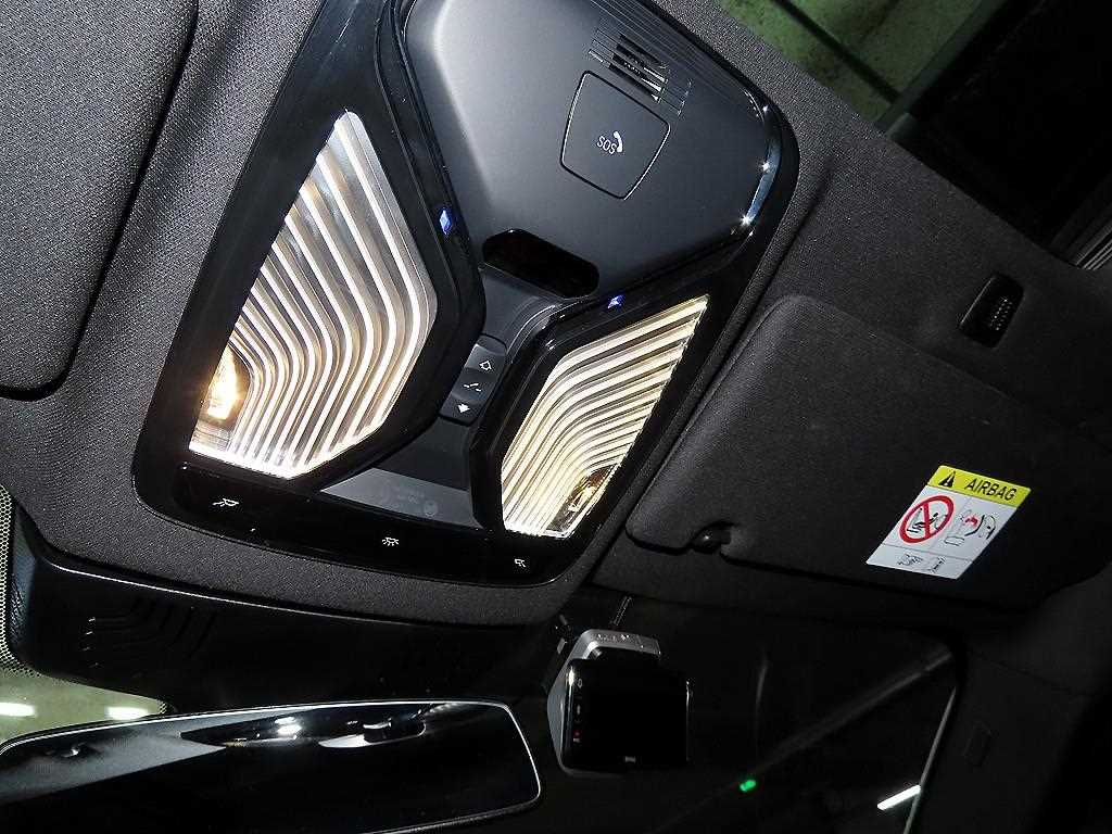 BMW 5-Series — photo 16