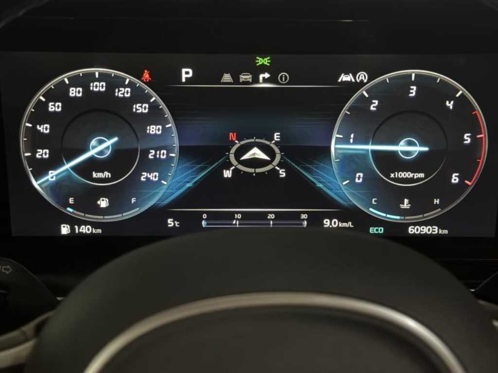 Kia Carnival — photo 14