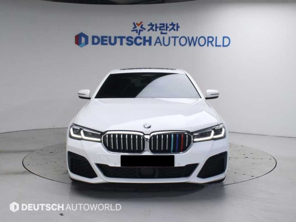 BMW 5-Series — photo 03