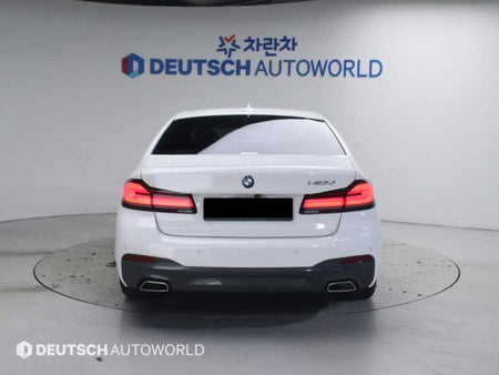 BMW 5-Series — photo 04
