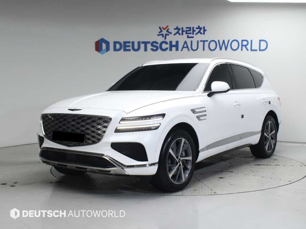 Genesis GV80 — photo 01