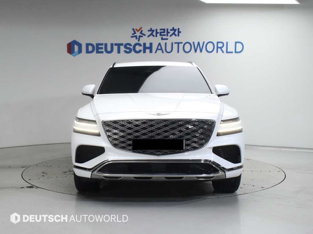 Genesis GV80 — photo 03
