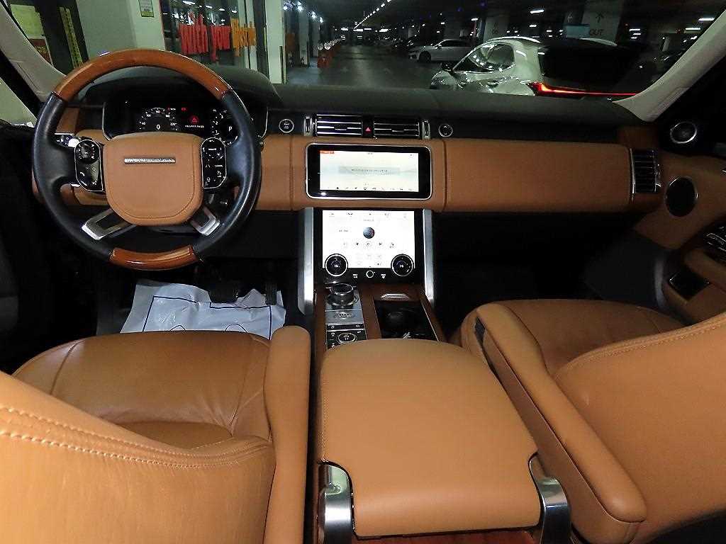 Land Rover Range Rover — photo 10
