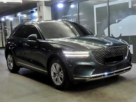Genesis GV70 — photo 01