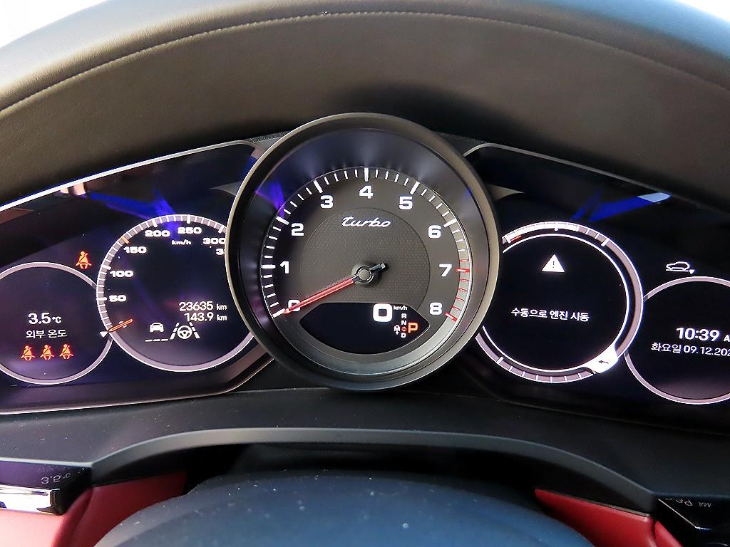 Porsche Cayenne — photo 09