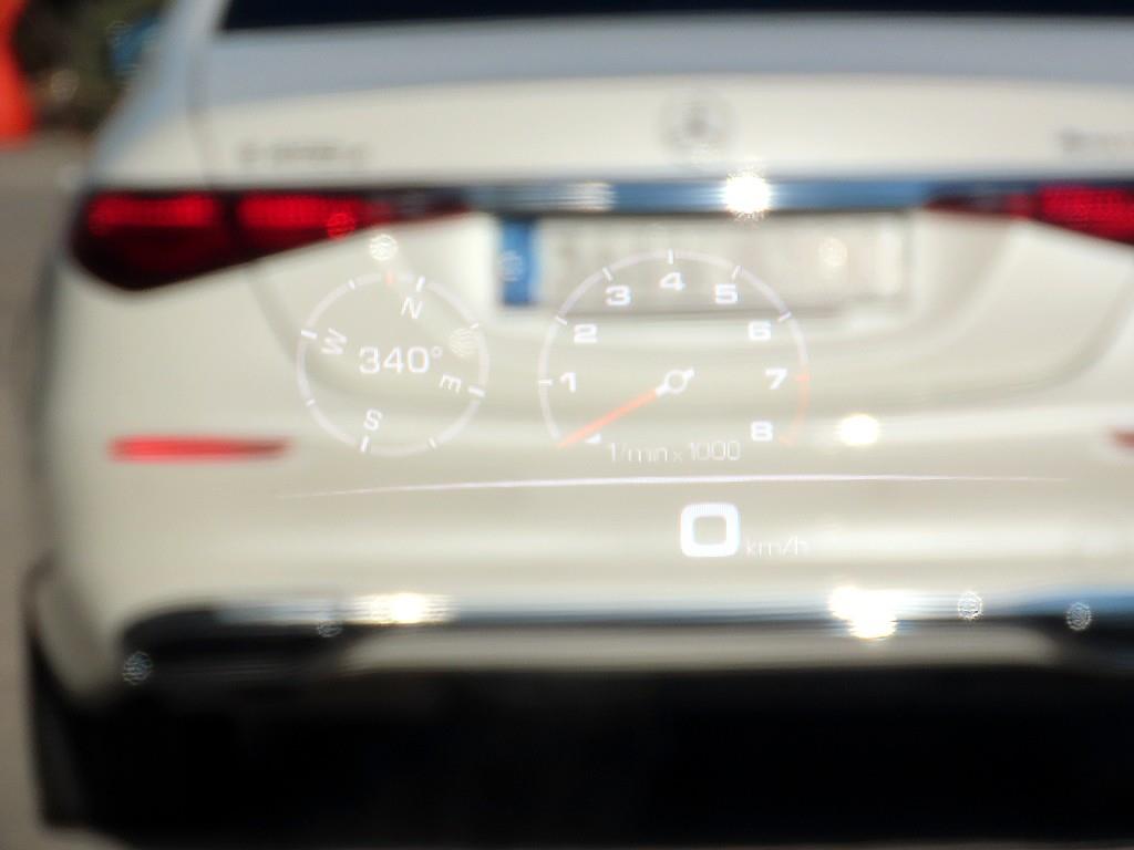 Porsche Cayenne — photo 10